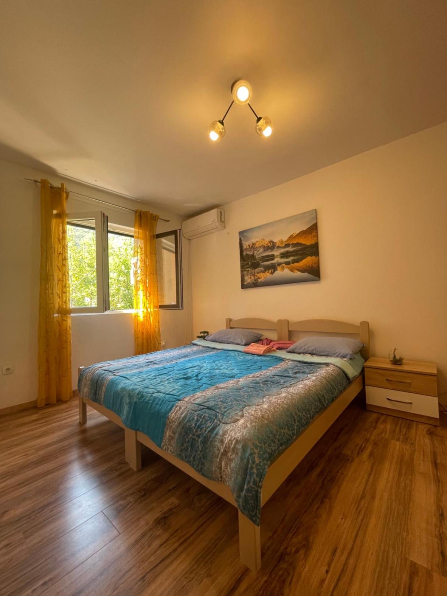 Apartment Maki โกตอร์ ภายนอก รูปภาพ